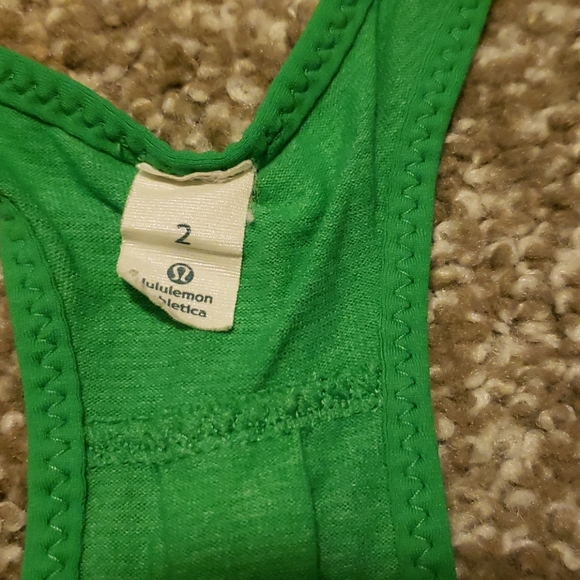 Lululemon 105F Singlet tank top Sz 2 Green - Picture 5 of 5